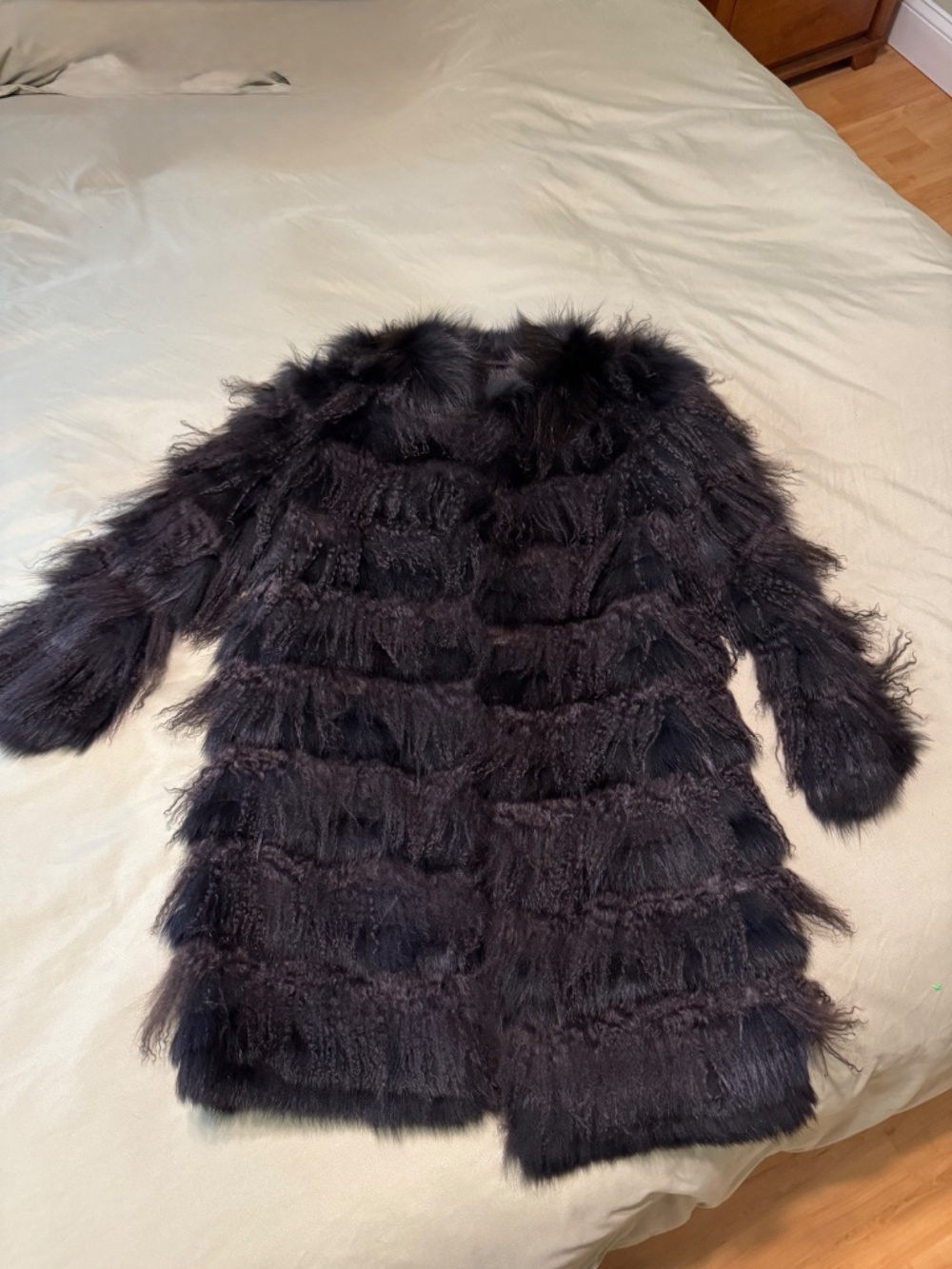 Multi-fur coat of lamb fur (Ovis aries) & silver fox fur (Vulpes fulva argenta)